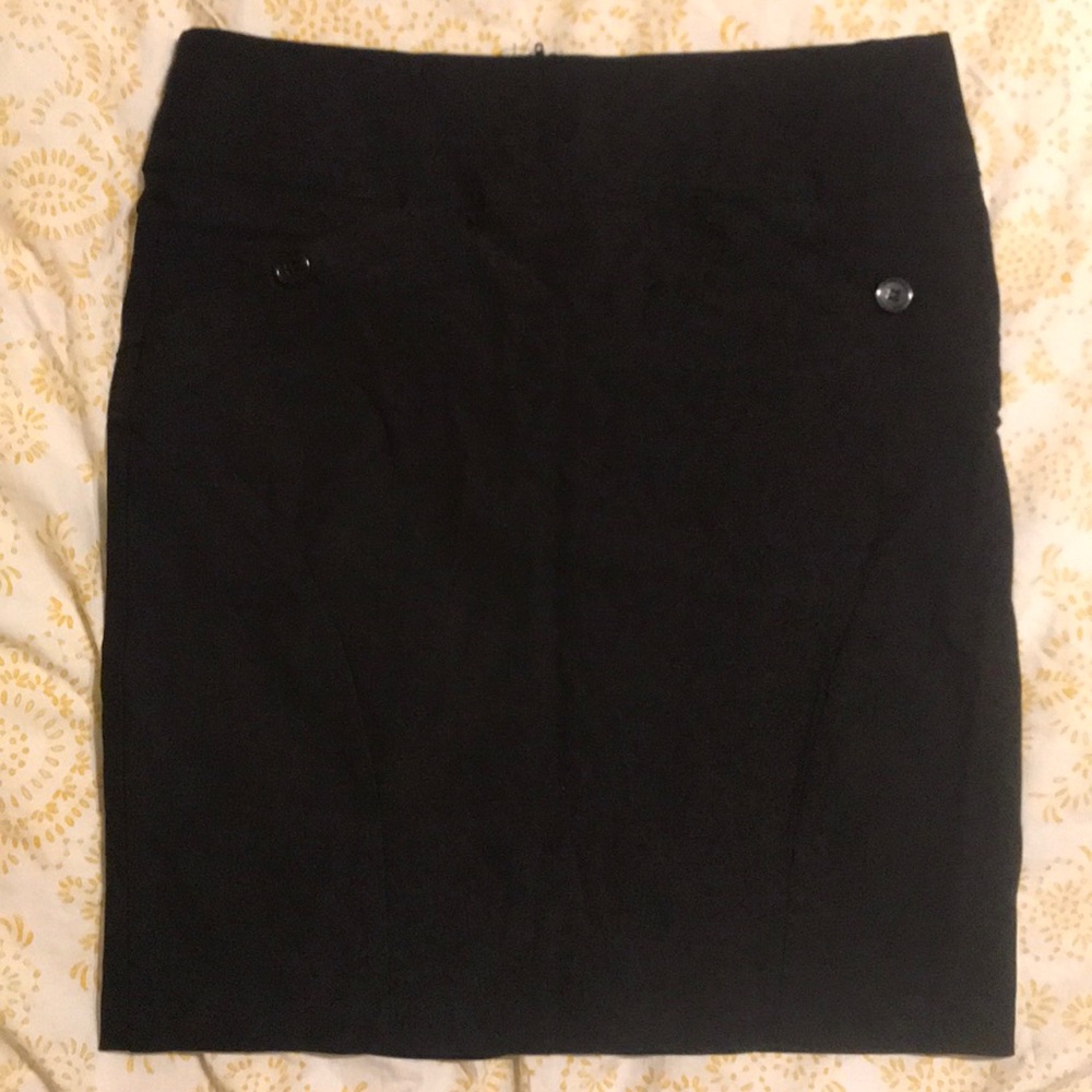 Wild punch black skirt
